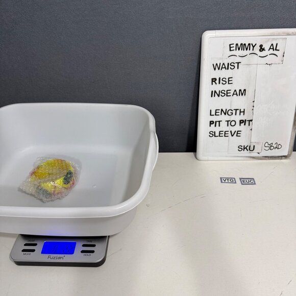 Vintage Laminated Lucite Bangle Bracelet Bright Yellow Red Green Floral Chunky - Picture 8 of 8